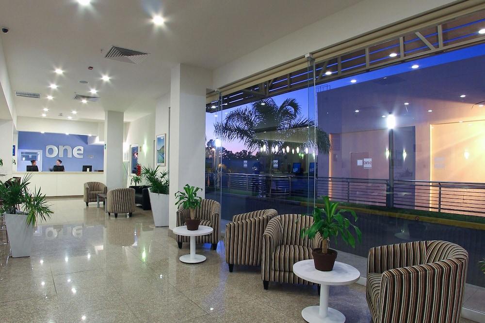 One Guadalajara Periferico Norte Jacotepec Экстерьер фото